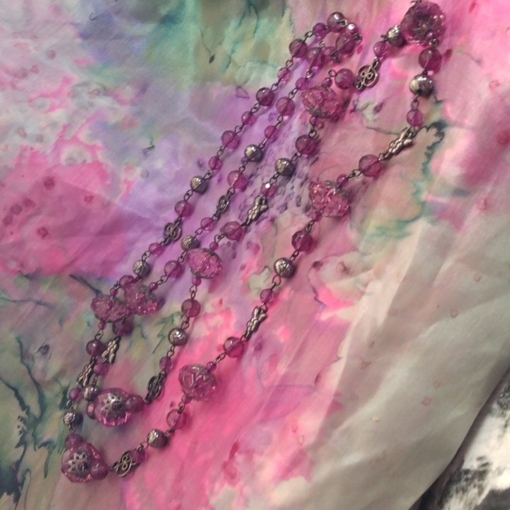 Vintage 40 inch purple necklace